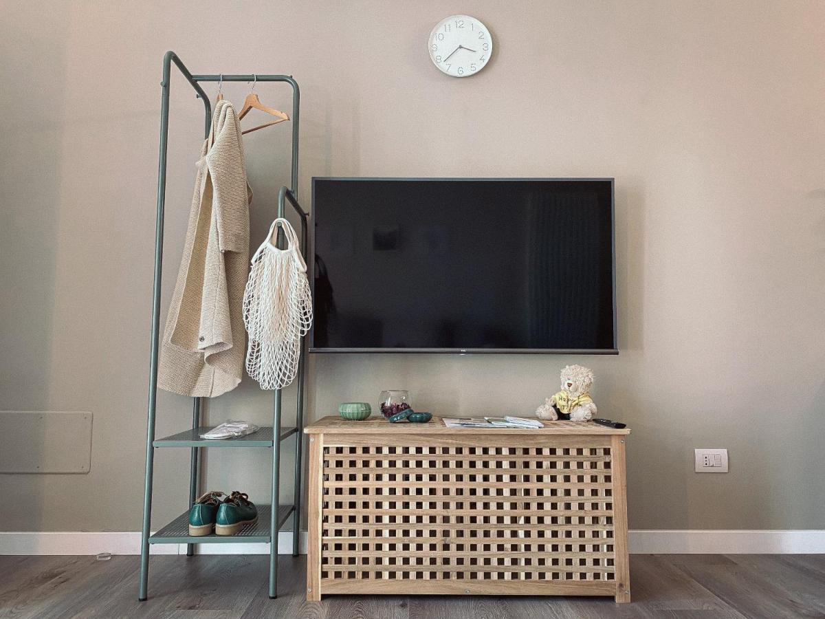 WellHome Asti Esterno foto